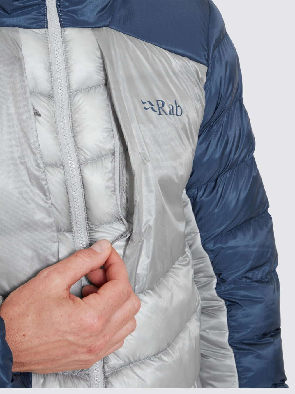 Rab ラブ / Cirrus Ultra Hoody シラスウルトラフーディー