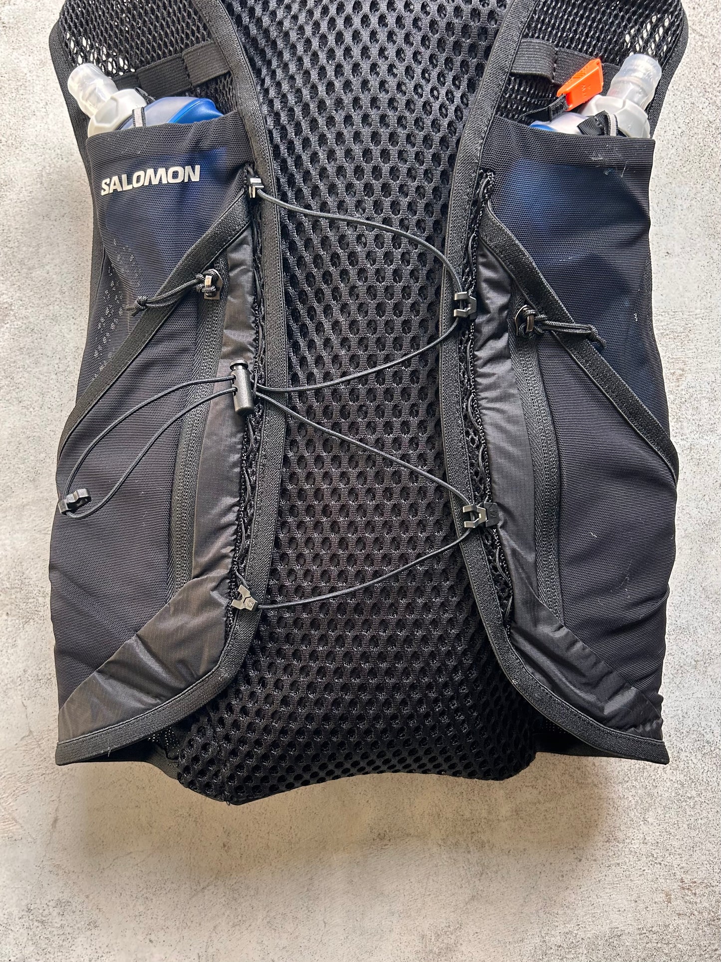SALOMON サロモン / ACTIVE SKIN 12 WITH FLASK アクティブ スキン 12 ウィズ フラスク ブラック