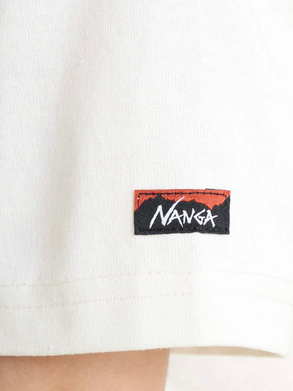 【SALE】NANGA ナンガ / ECO HYBRID CAMPING MANNERS PEG&ROPE KIDS TEE / エコハイブリッド キャンピングマナー ペグ&ロープ キッズティー