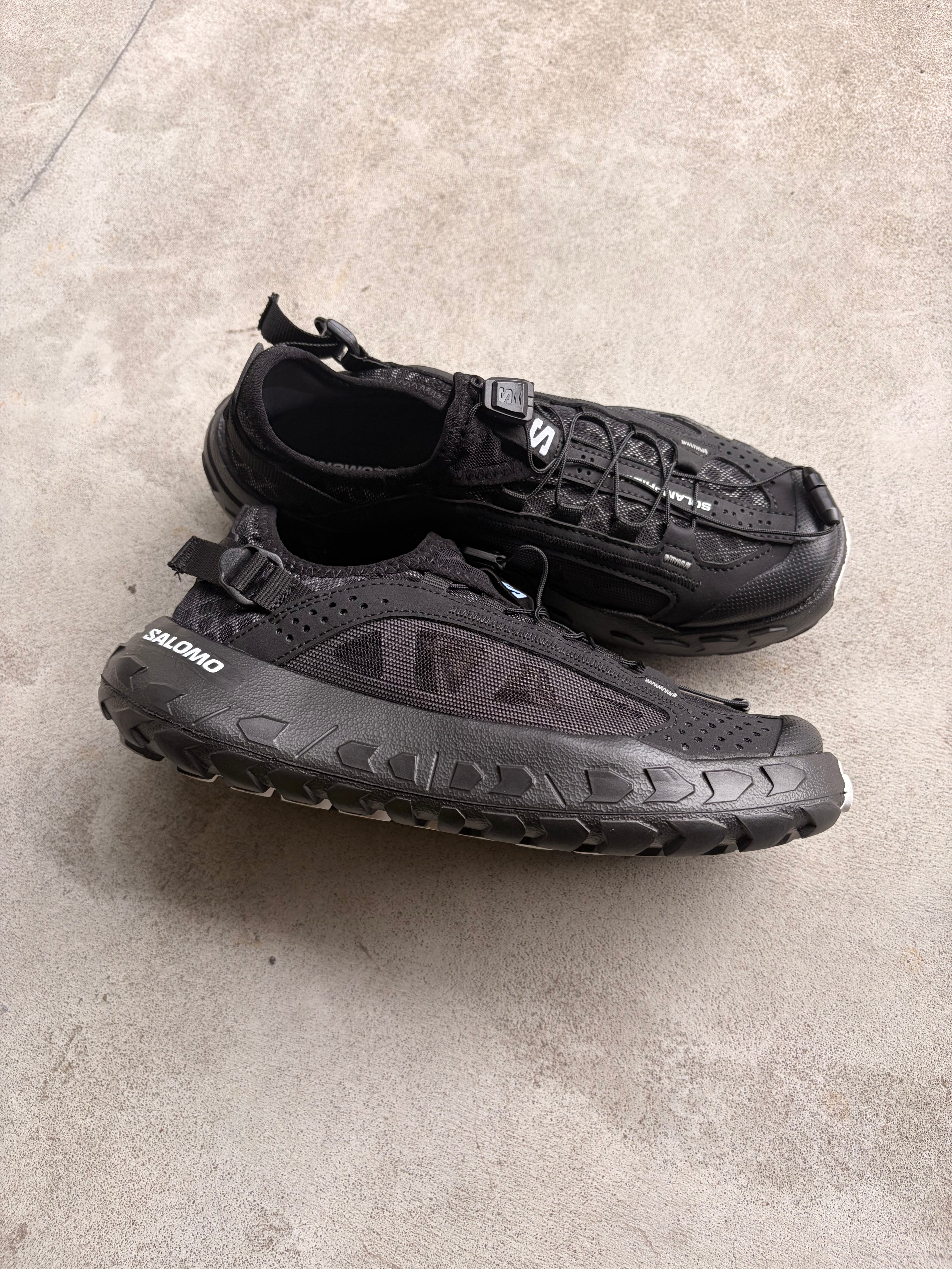 SALOMON サロモン / SOLAMPHIBIAN W ソランフィビアン W BLACK – The land