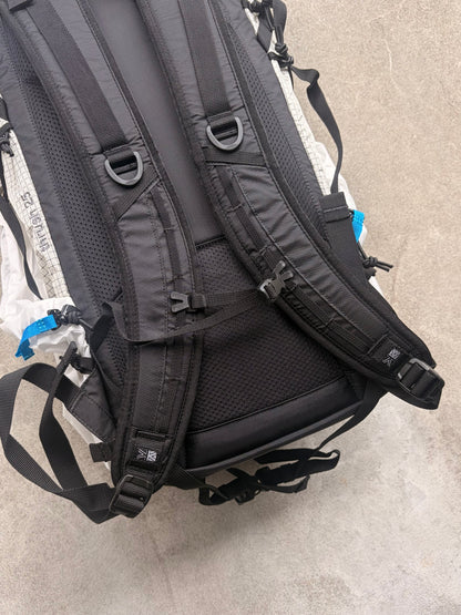 KARRIMOR カリマー / thrush 25 スラッシュ Feather White フェザーホワイト