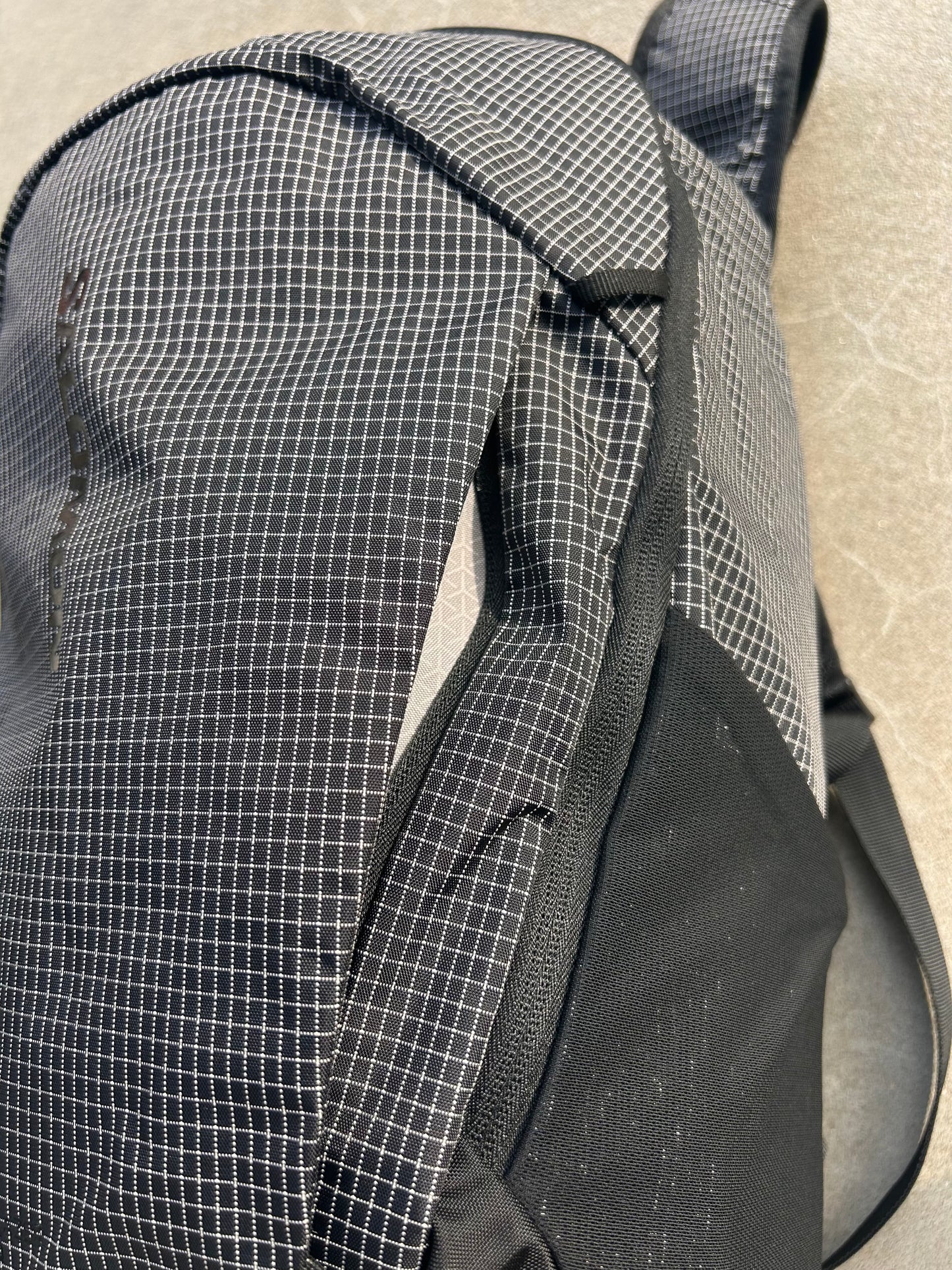 SALOMON サロモン / TRAILBLAZER 20 COMMUTER