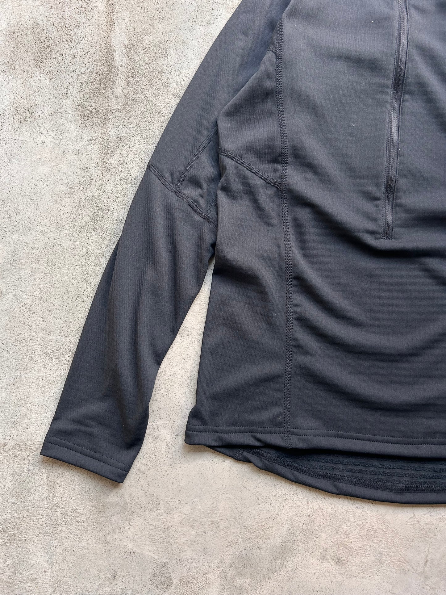 Tilak+POUTNIK ティラック ポートニック / MERA メラ BLACK