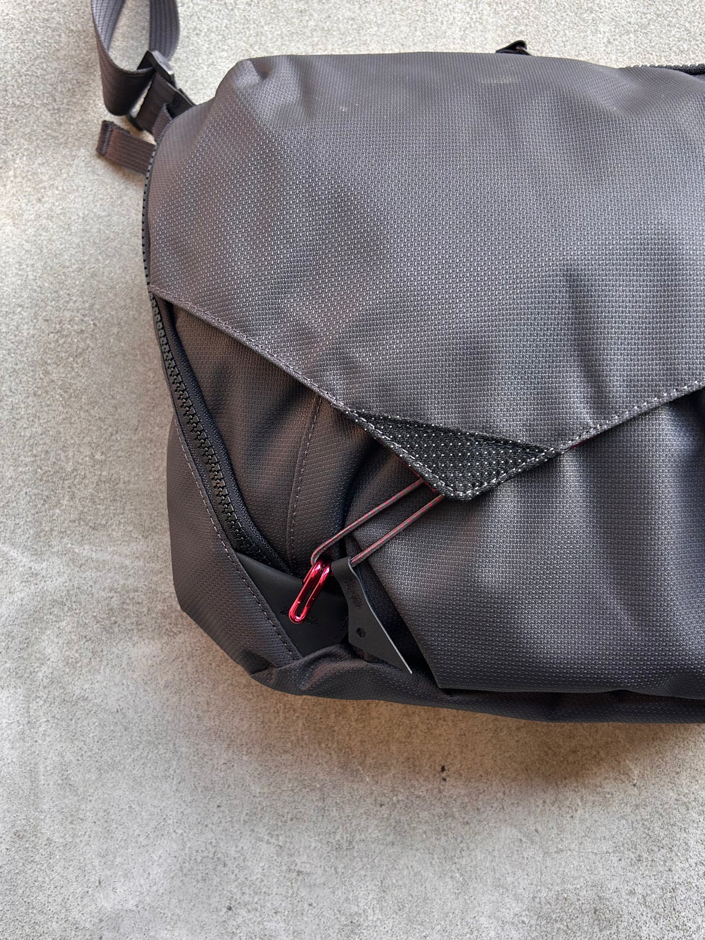 Klattermusen クレッタルムーセン / Gaut Messenger Bag ガウト メッセンジャー バッグ