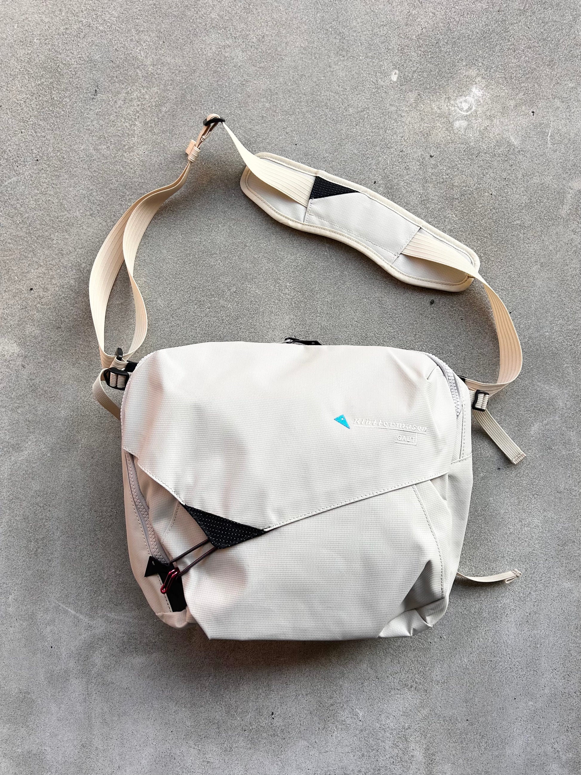 Klättermusen Gaut Messenger Bag クレッタル Klattermusen クレッタルムーセン / Gaut Messenger Bag ガウト