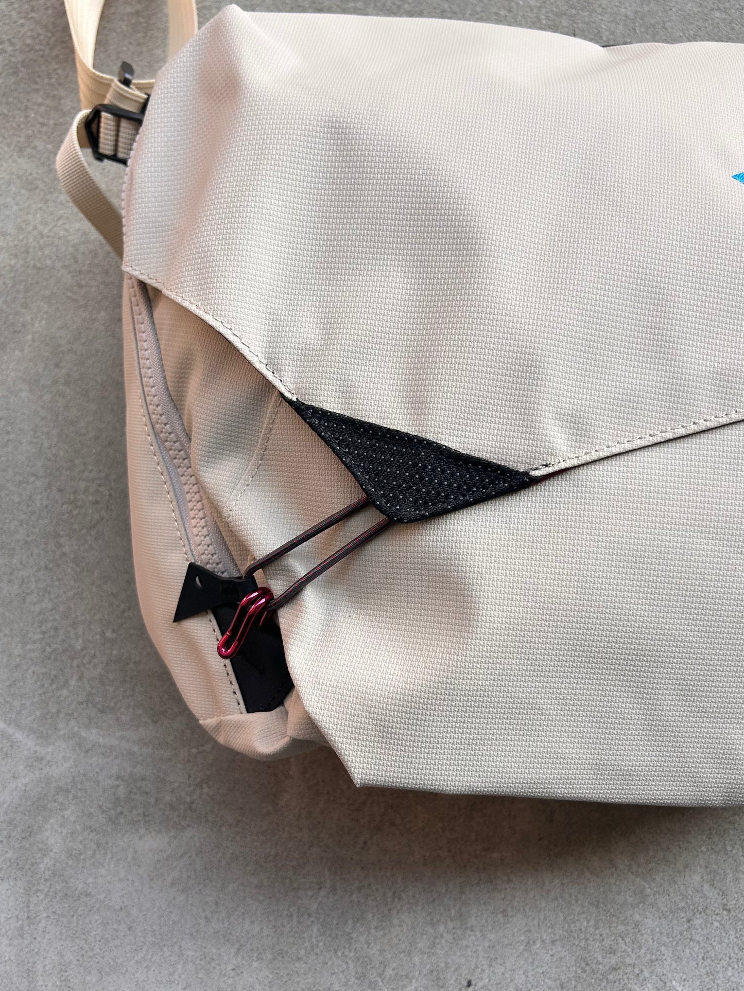 Klattermusen クレッタルムーセン / Gaut Messenger Bag ガウト メッセンジャー バッグ