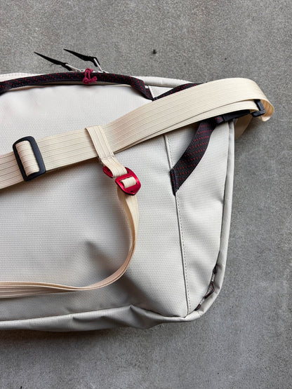 Klattermusen クレッタルムーセン / Gaut Messenger Bag ガウト メッセンジャー バッグ