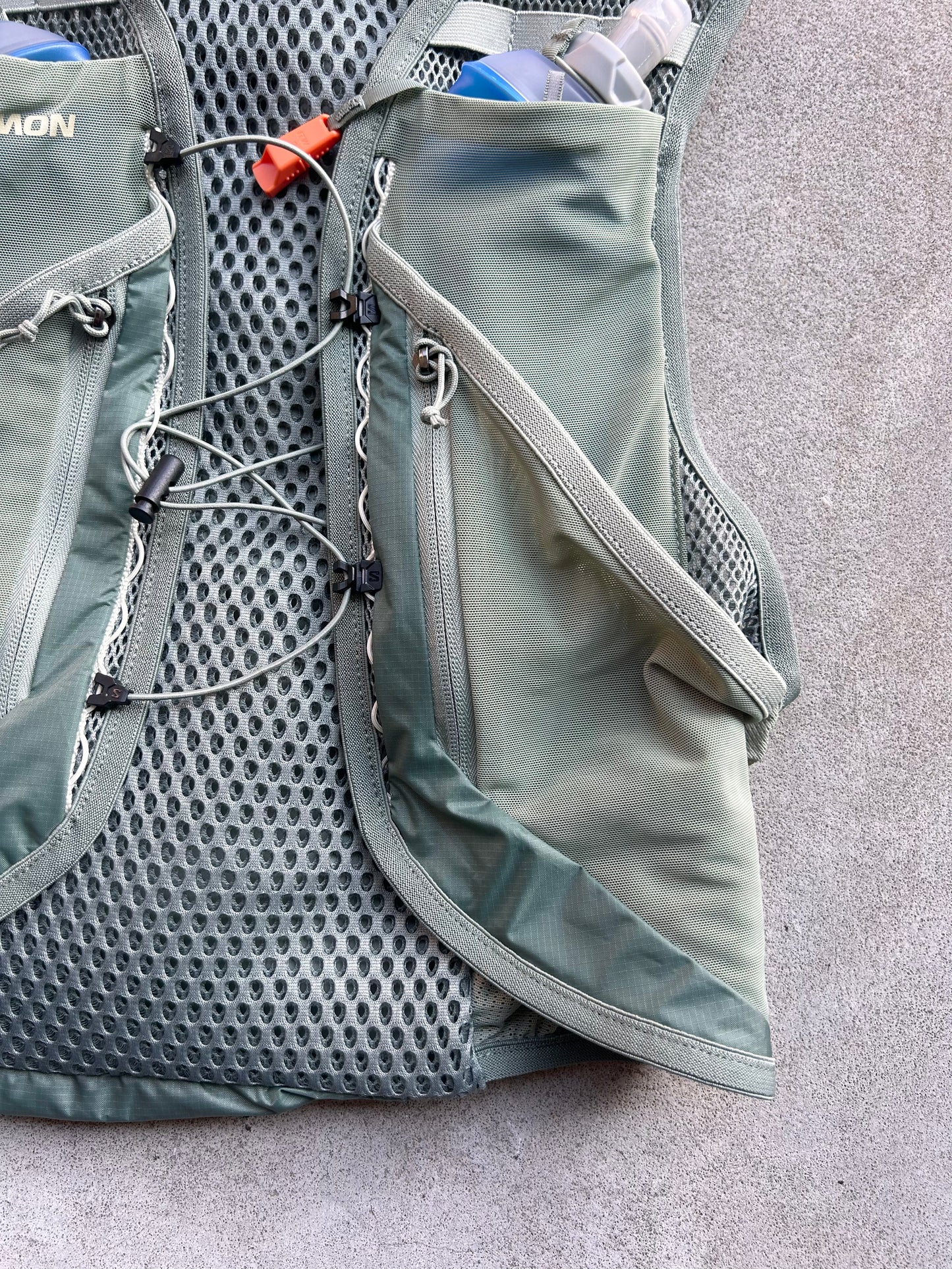 SALOMON サロモン / SALOMON ACTIVE SKIN 12 with flaskサロモン アクティブ スキン 12 ウィズ フラスク